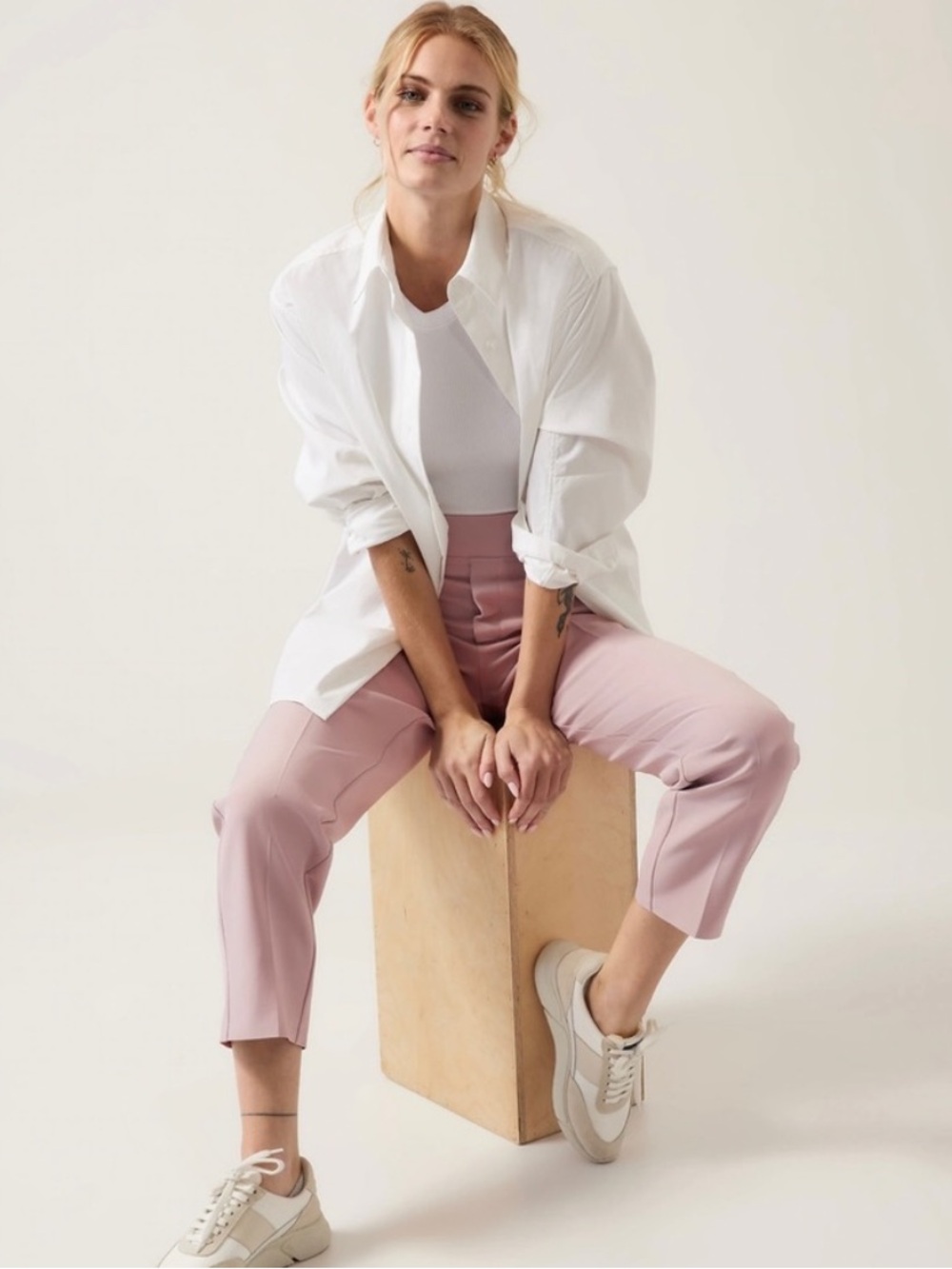 BOGO! Athleta Endless Pant High Rise Pant Smoked Mauve Tapered Fit Size 2 - Picture 2 of 10